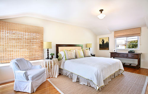 选购木制家具时，消费者如何辨别和防范甲醛超标的风险